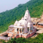 Parasnath Temple, Jharkhand – A Sacred Jewel of Jainism